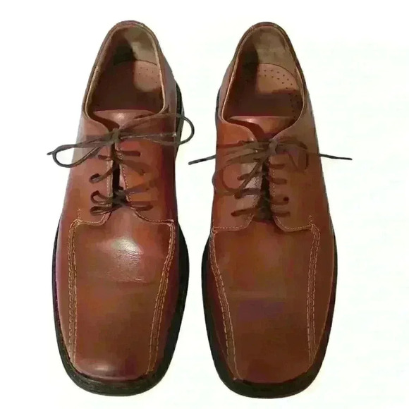 Bostonian Strada Men\'s Oxford Cap-Toe Dress Shoe Brown Size 8M